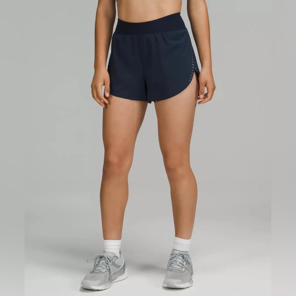 Lululemon Find Your Pace Shorts 3” - Navy